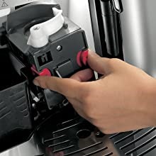 DeLonghi-esam3300-magnifica-super-automatic-espresso-machine-easy-to-clean